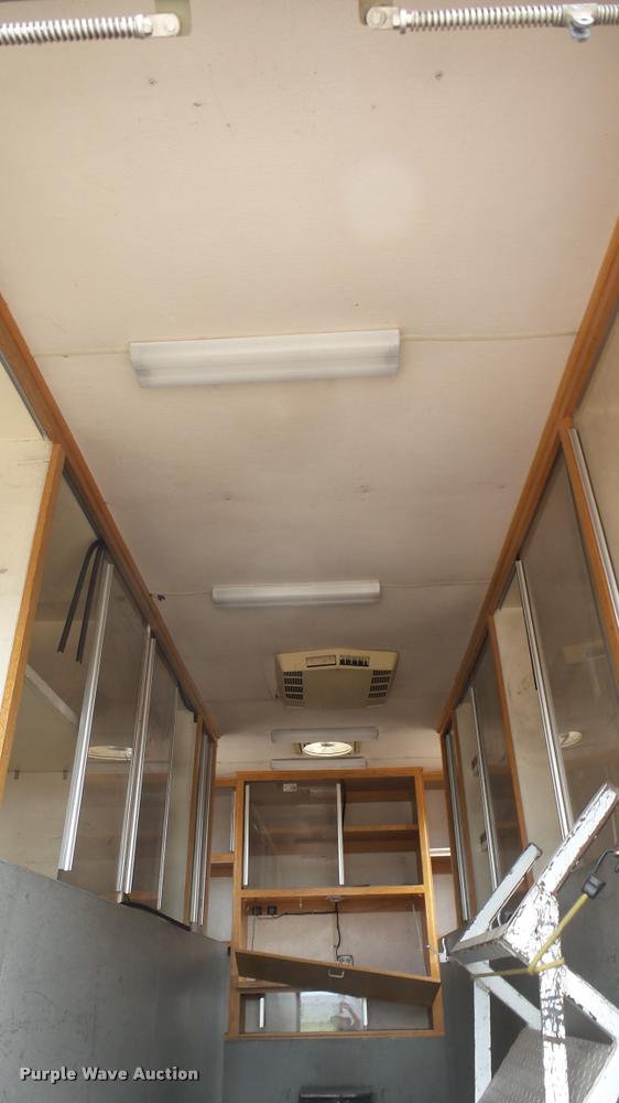 image for item L2270 2004 Peterbilt 330 rescue truck