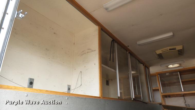 image for item L2270 2004 Peterbilt 330 rescue truck