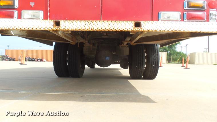 image for item L2270 2004 Peterbilt 330 rescue truck