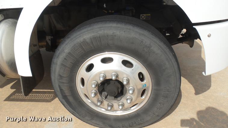 image for item L2270 2004 Peterbilt 330 rescue truck