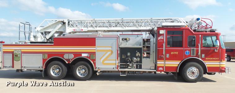image for item L2271 2004 Pierce Quint ladder fire truck
