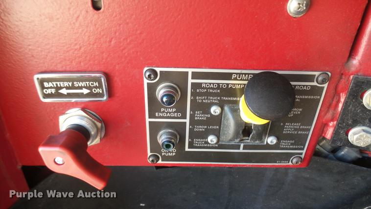 image for item L2271 2004 Pierce Quint ladder fire truck