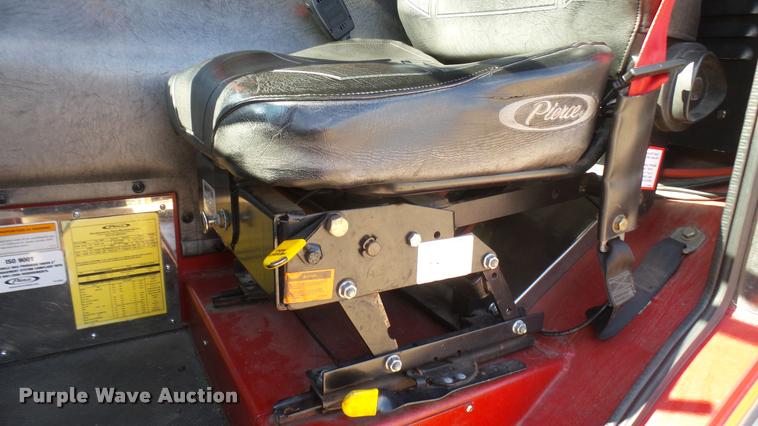 image for item L2271 2004 Pierce Quint ladder fire truck