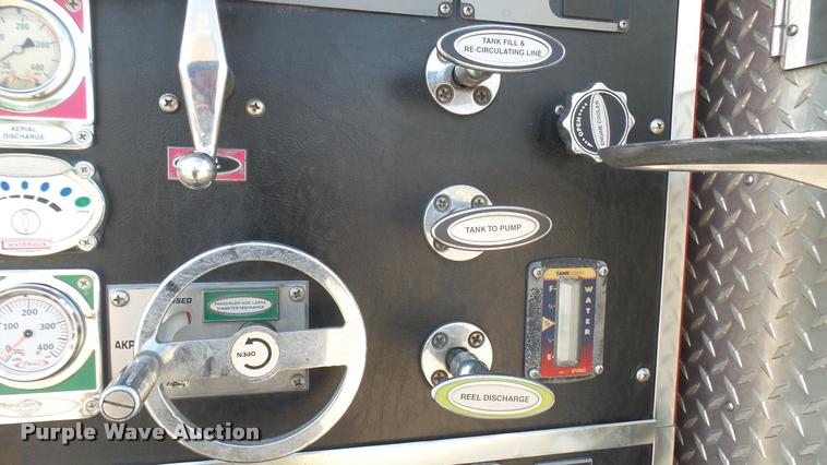 image for item L2271 2004 Pierce Quint ladder fire truck