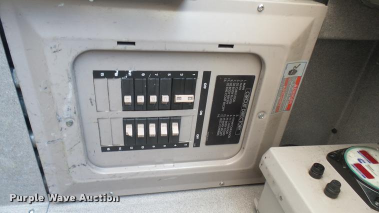 image for item L2271 2004 Pierce Quint ladder fire truck