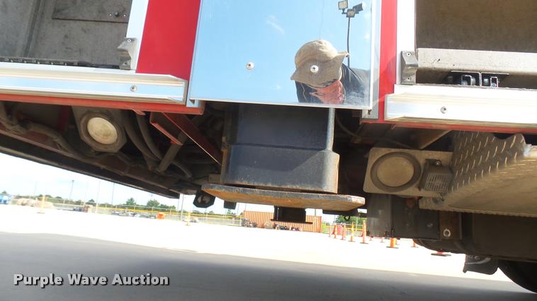 image for item L2271 2004 Pierce Quint ladder fire truck