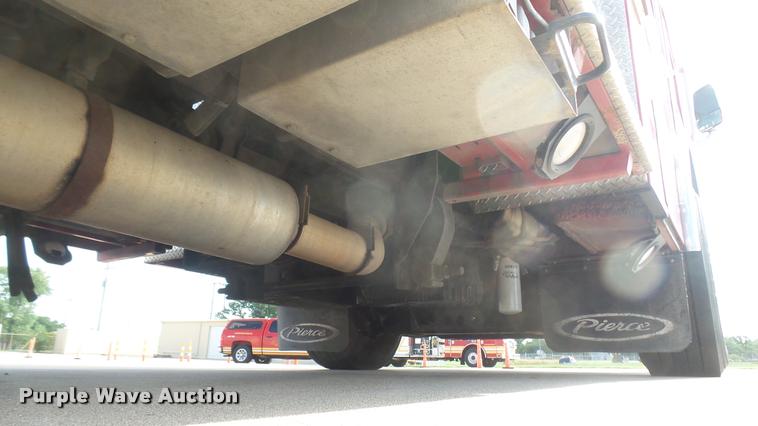 image for item L2271 2004 Pierce Quint ladder fire truck