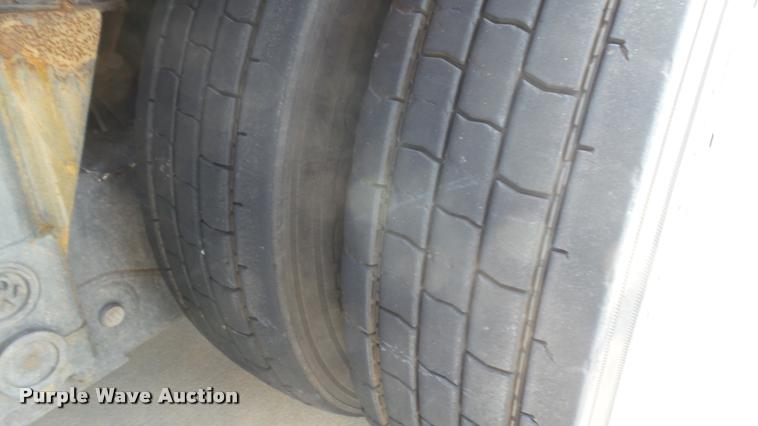 image for item L2271 2004 Pierce Quint ladder fire truck