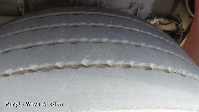 image for item L2271 2004 Pierce Quint ladder fire truck