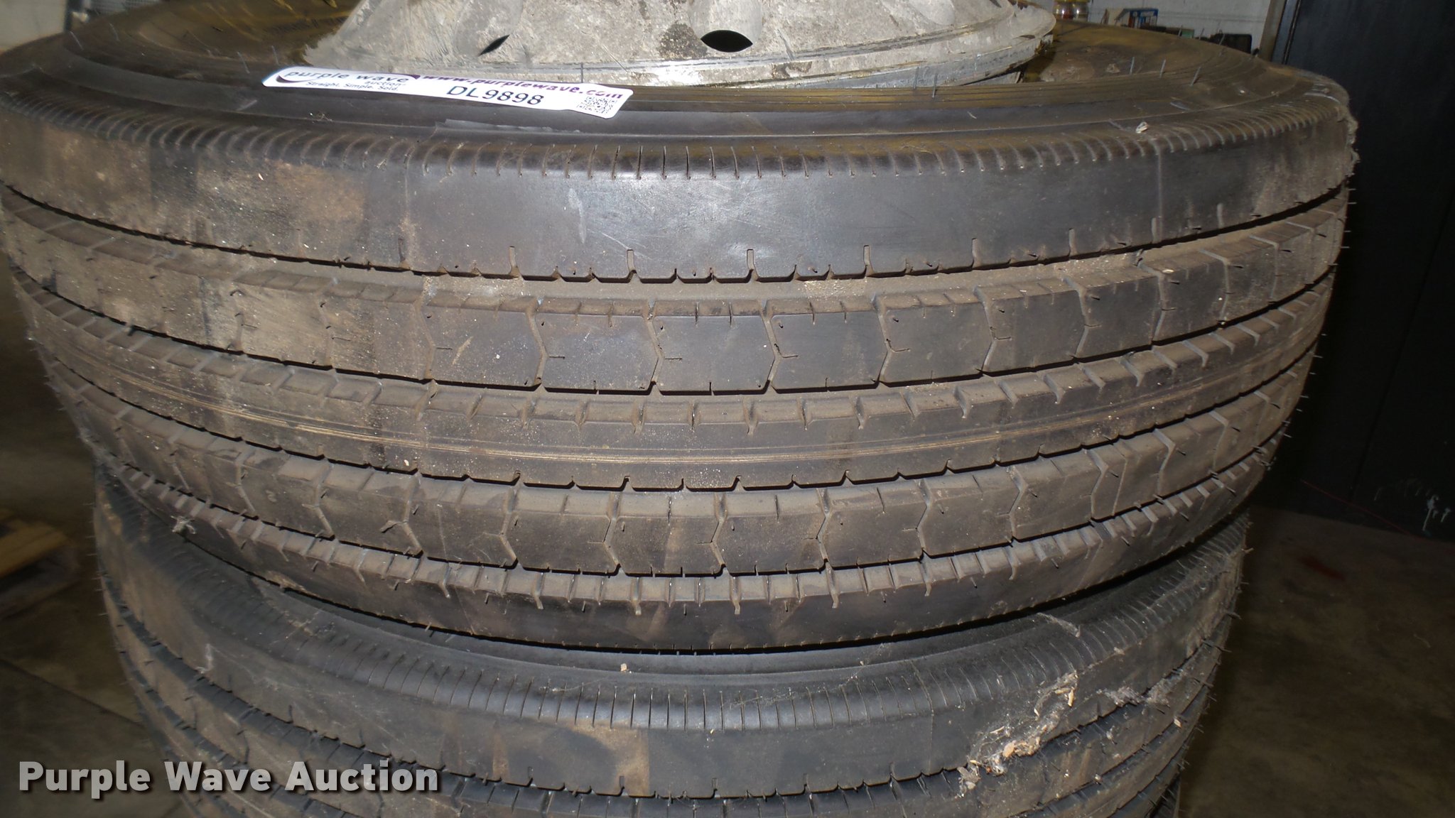 (5) Bridgestone R250F 265/70R19.5 tires in Wichita, KS | Item DL9898 ...
