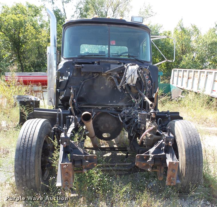 image for item BL9536 2000 Mack RD688S