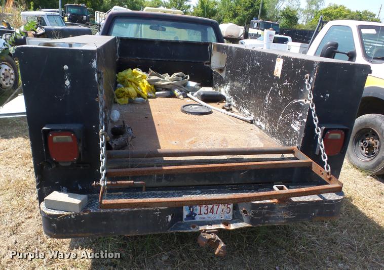 image for item BL9537 1989 GMC Sierra 1500 pickup truck