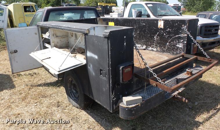 image for item BL9537 1989 GMC Sierra 1500 pickup truck