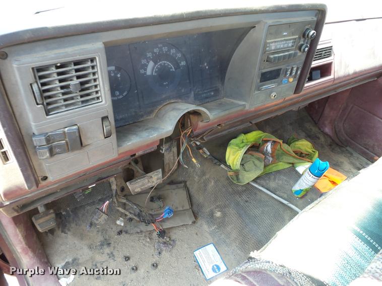 image for item BL9537 1989 GMC Sierra 1500 pickup truck