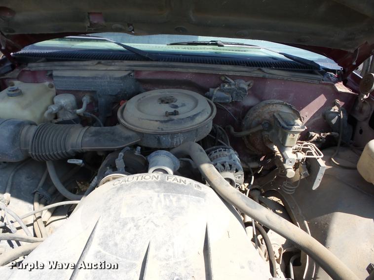 image for item BL9537 1989 GMC Sierra 1500 pickup truck