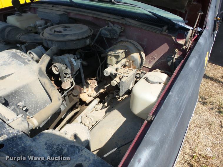 image for item BL9537 1989 GMC Sierra 1500 pickup truck