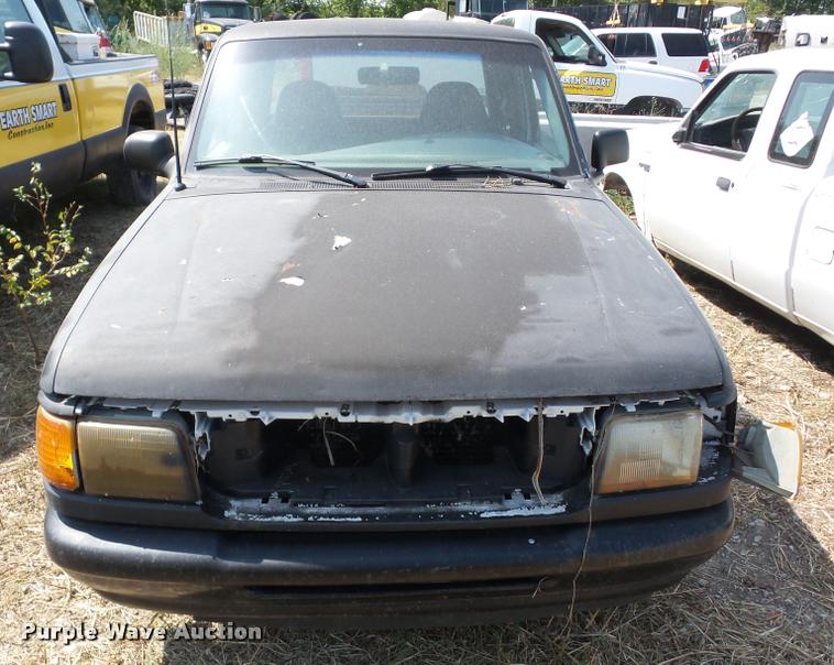 image for item BL9538 1996 Ford Ranger XL SuperCab pickup truck