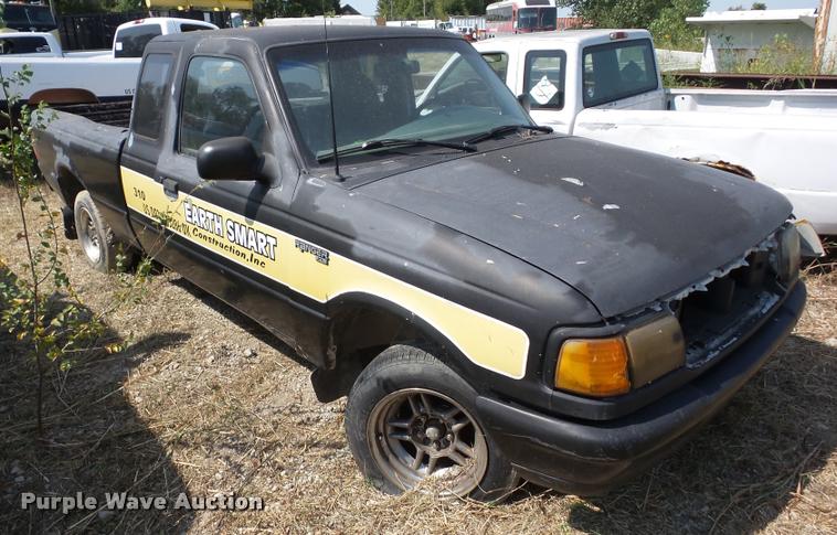 image for item BL9538 1996 Ford Ranger XL SuperCab pickup truck