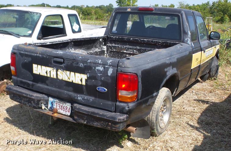 image for item BL9538 1996 Ford Ranger XL SuperCab pickup truck