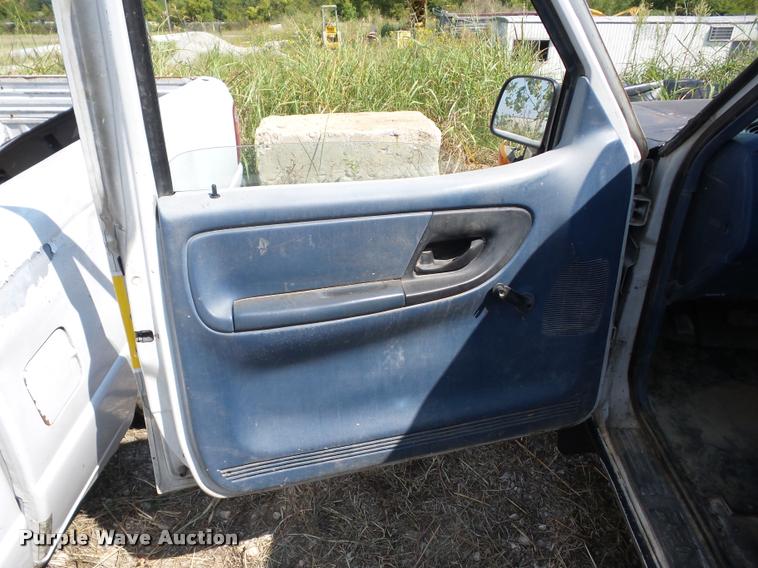 image for item BL9538 1996 Ford Ranger XL SuperCab pickup truck