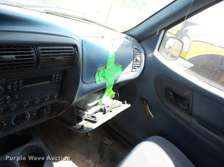 image for item BL9538 1996 Ford Ranger XL SuperCab pickup truck