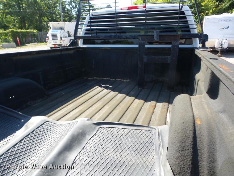 image for item BZ9543 2006 Chevrolet Silverado 2500HD Ext. Cab pickup truck