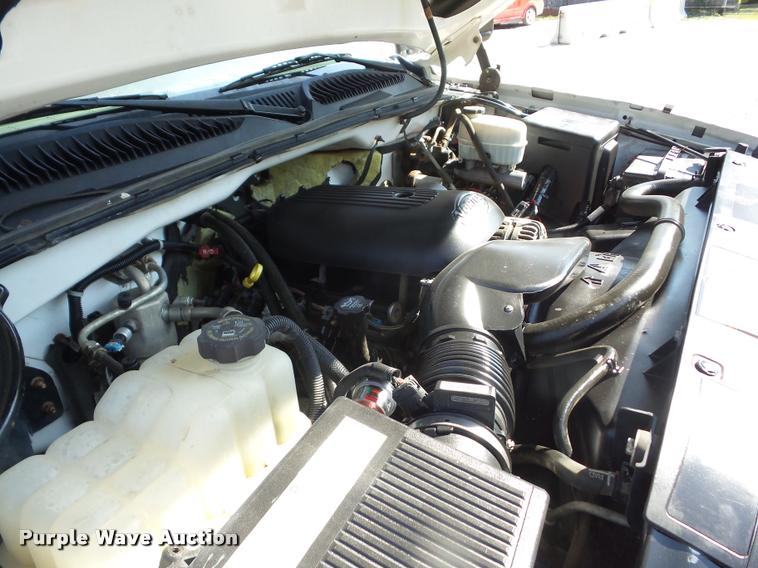 image for item BZ9543 2006 Chevrolet Silverado 2500HD Ext. Cab pickup truck