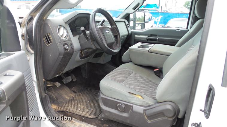 image for item DA1218 2012 Ford F250 Super Duty XLT SuperCab pickup truck