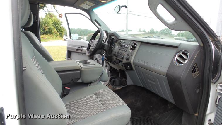 image for item DA1218 2012 Ford F250 Super Duty XLT SuperCab pickup truck