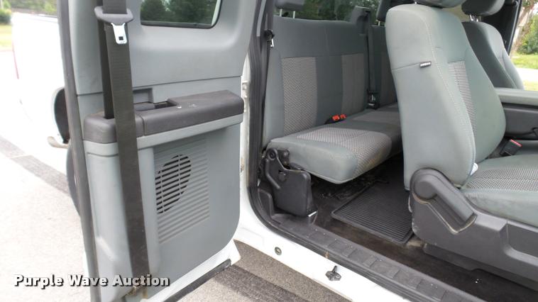image for item DA1218 2012 Ford F250 Super Duty XLT SuperCab pickup truck