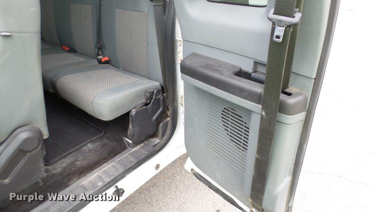 image for item DA1218 2012 Ford F250 Super Duty XLT SuperCab pickup truck