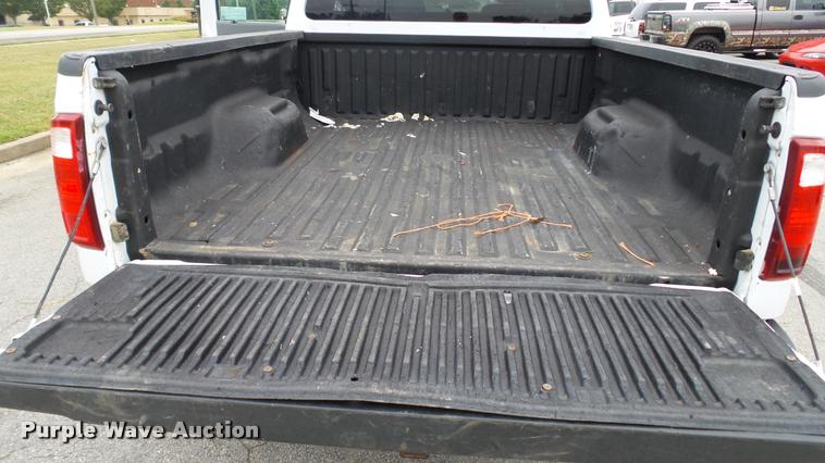 image for item DA1218 2012 Ford F250 Super Duty XLT SuperCab pickup truck