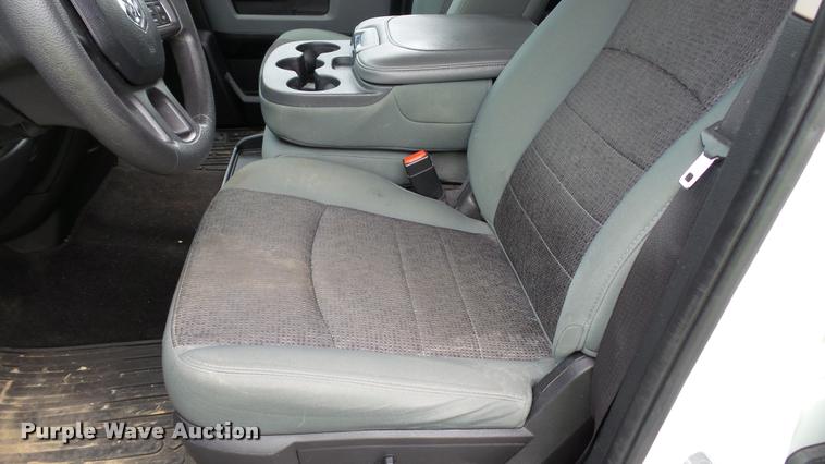 image for item DA1220 2014 Dodge Ram 1500 Quad Cab pickup truck