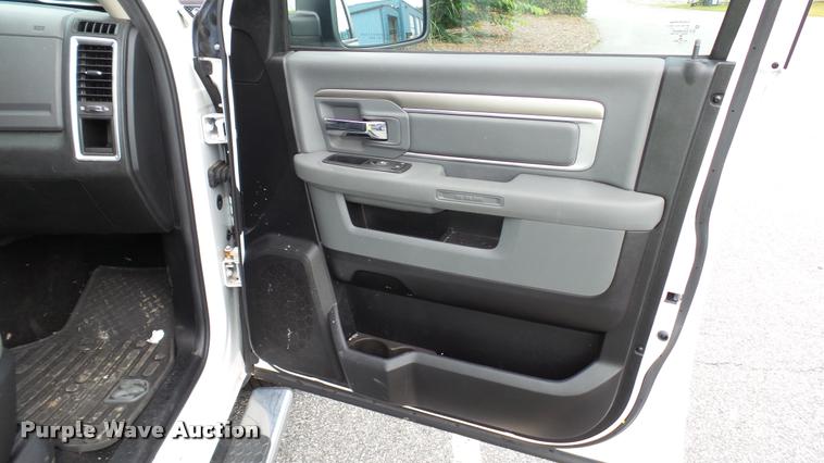 image for item DA1220 2014 Dodge Ram 1500 Quad Cab pickup truck