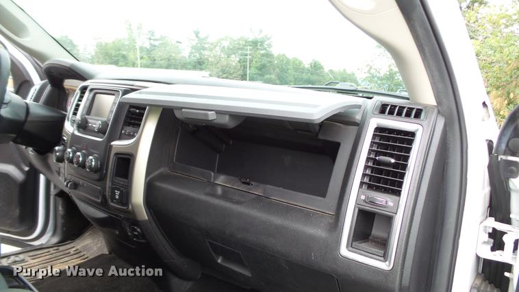 image for item DA1220 2014 Dodge Ram 1500 Quad Cab pickup truck