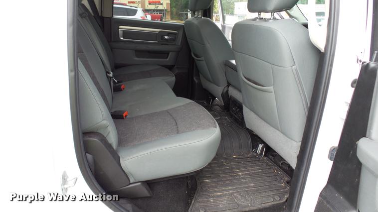 image for item DA1220 2014 Dodge Ram 1500 Quad Cab pickup truck