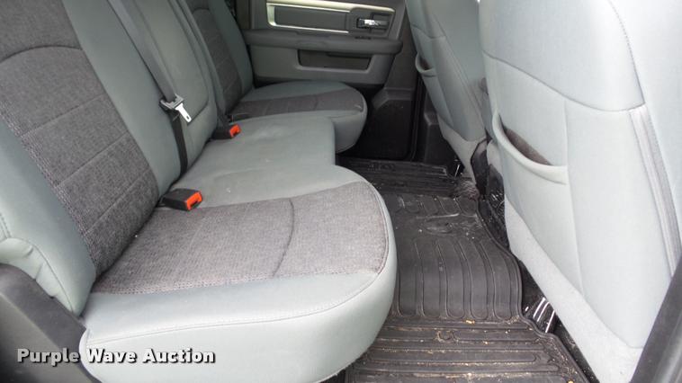 image for item DA1220 2014 Dodge Ram 1500 Quad Cab pickup truck