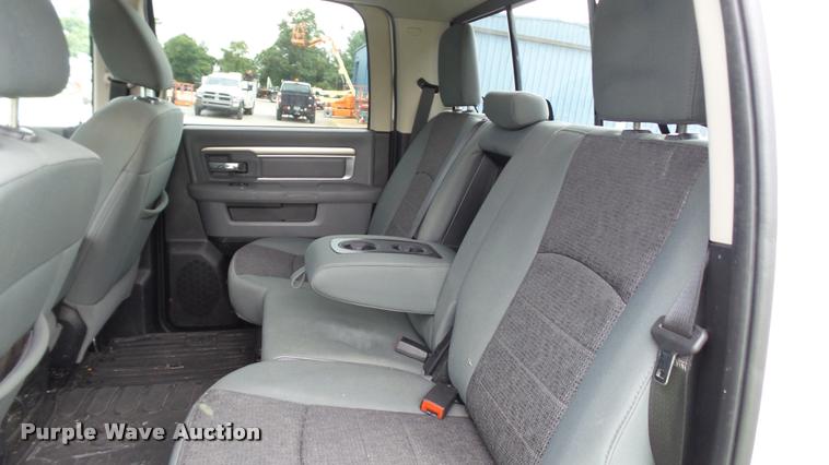 image for item DA1220 2014 Dodge Ram 1500 Quad Cab pickup truck