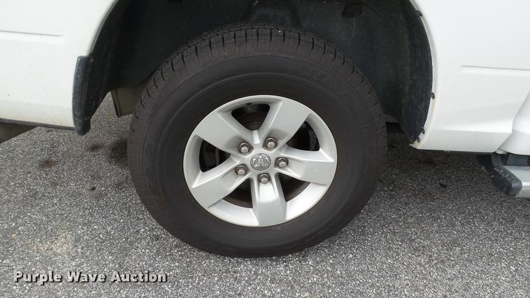 image for item DA1220 2014 Dodge Ram 1500 Quad Cab pickup truck