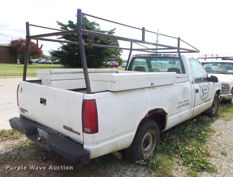 image for item DA2737 1995 GMC Sierra 1500 pickup truck