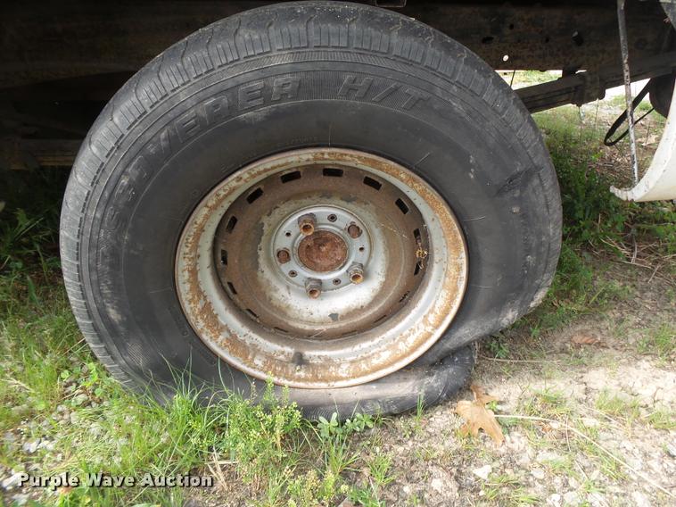 image for item DA2737 1995 GMC Sierra 1500 pickup truck