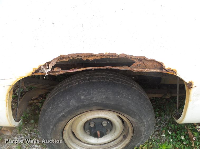 image for item DA2737 1995 GMC Sierra 1500 pickup truck