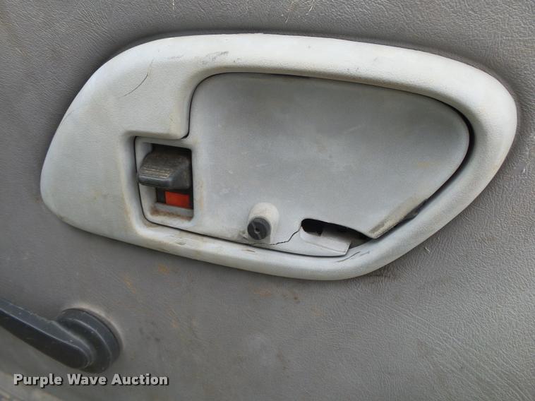 image for item DA2737 1995 GMC Sierra 1500 pickup truck