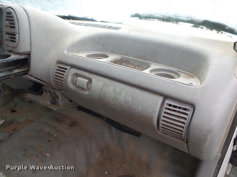 image for item DA2737 1995 GMC Sierra 1500 pickup truck