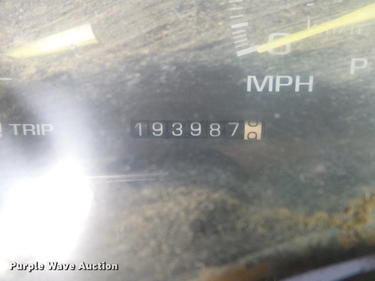 image for item DA2737 1995 GMC Sierra 1500 pickup truck