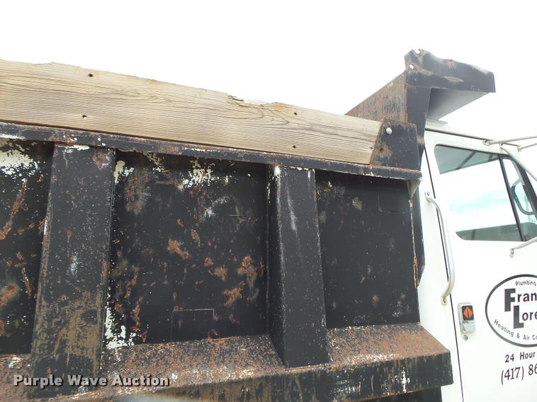 image for item DA2738 1990 International 4700 dump truck