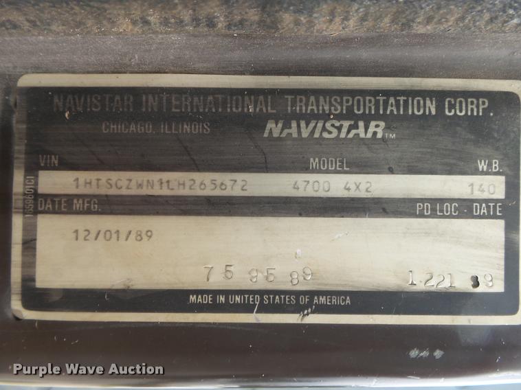 image for item DA2738 1990 International 4700 dump truck