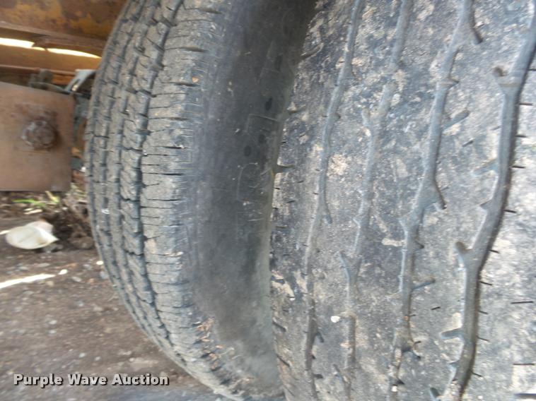 image for item DA2740 1984 Eager Beaver