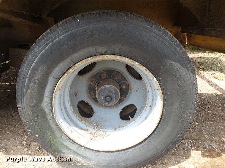 image for item DA2740 1984 Eager Beaver