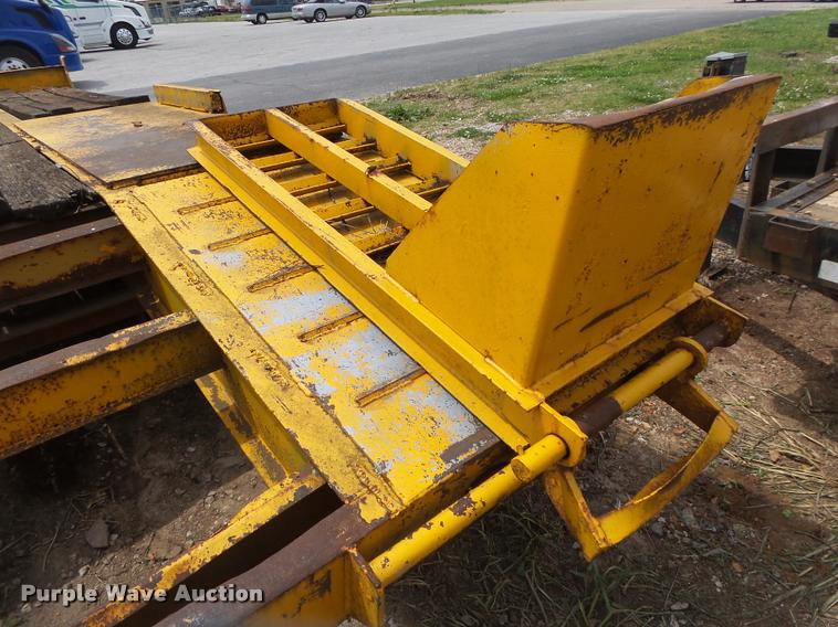 image for item DA2740 1984 Eager Beaver